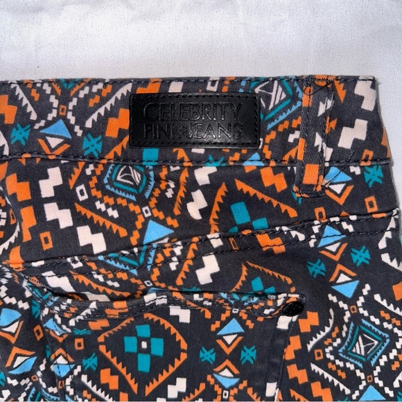 Celebrity‎ Pink Jeans Geometric Patterned Pants - Picture 7 of 7